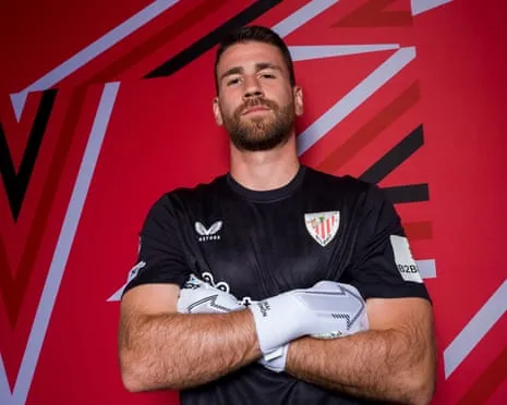 El portero Simón: ‘Conseguir un trofeo con el Athletic me llena más que diez trofeos en cualquier otro lugar’